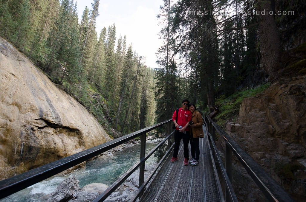 Johnston Canyon Creek-Banff Canada-Alberta086