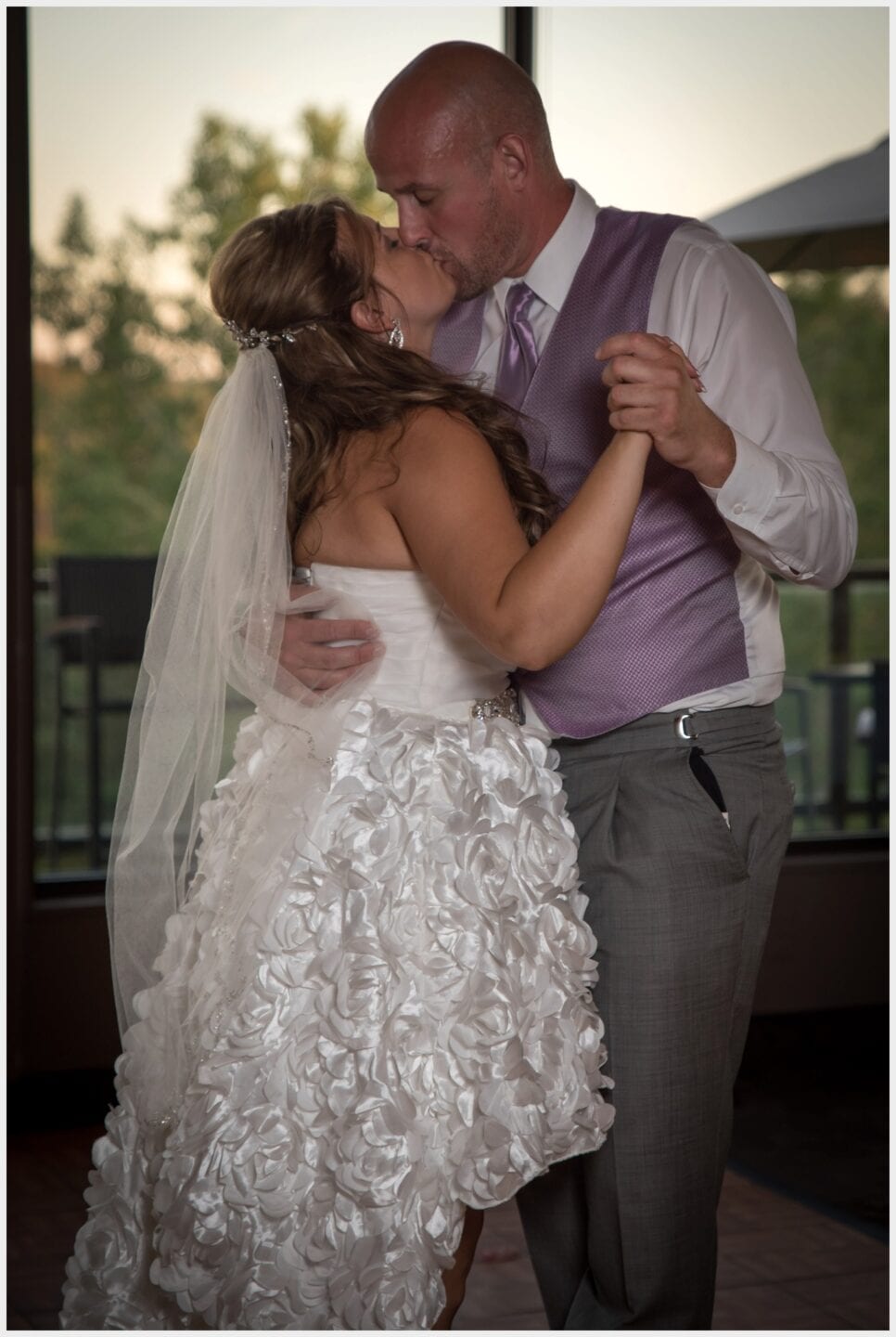 012-Calgary-Priddis Greens Golf and Country Club Wedding_First_Dance_Kiss_Photography-