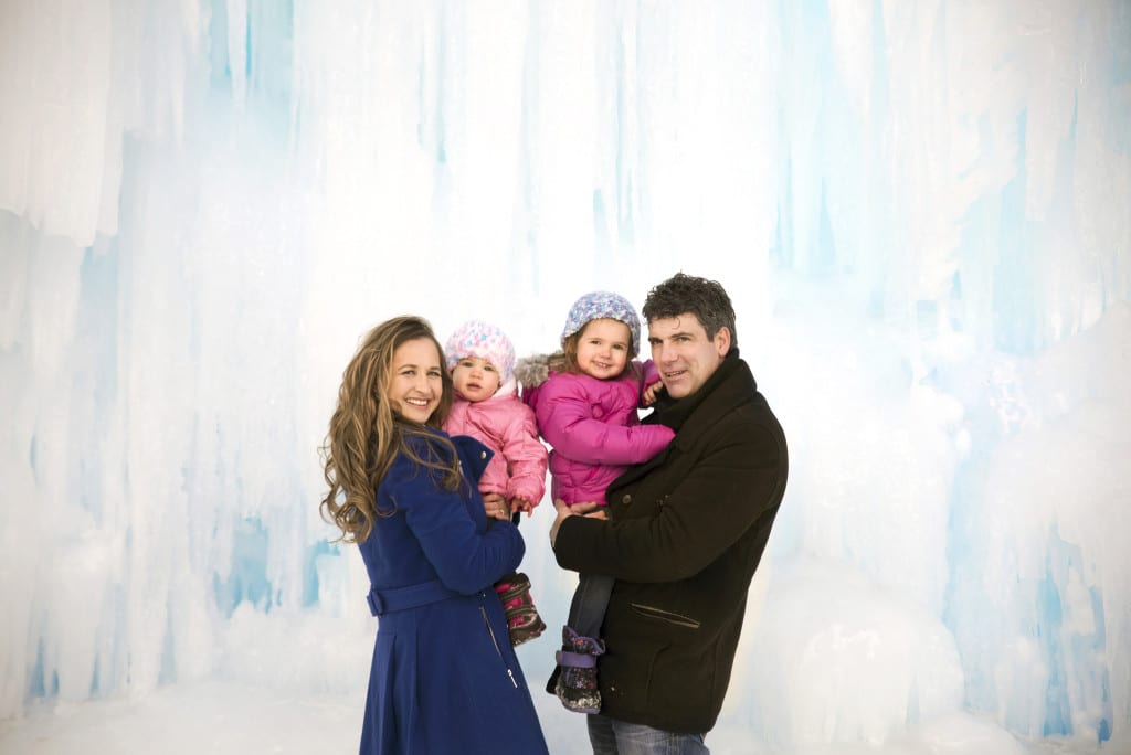 Edmonton Winter Family Outdoor Portrait Photography Ice Castles-_0010