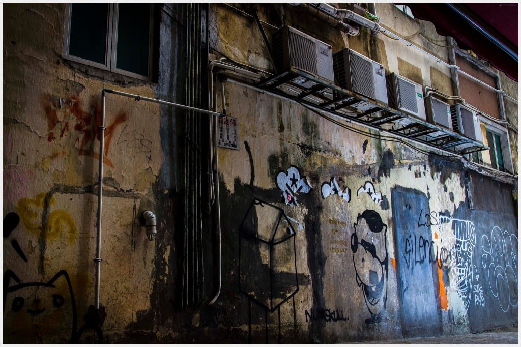 Hong Kong Central Photography sheung Wan--wall graffiti dirty gritty