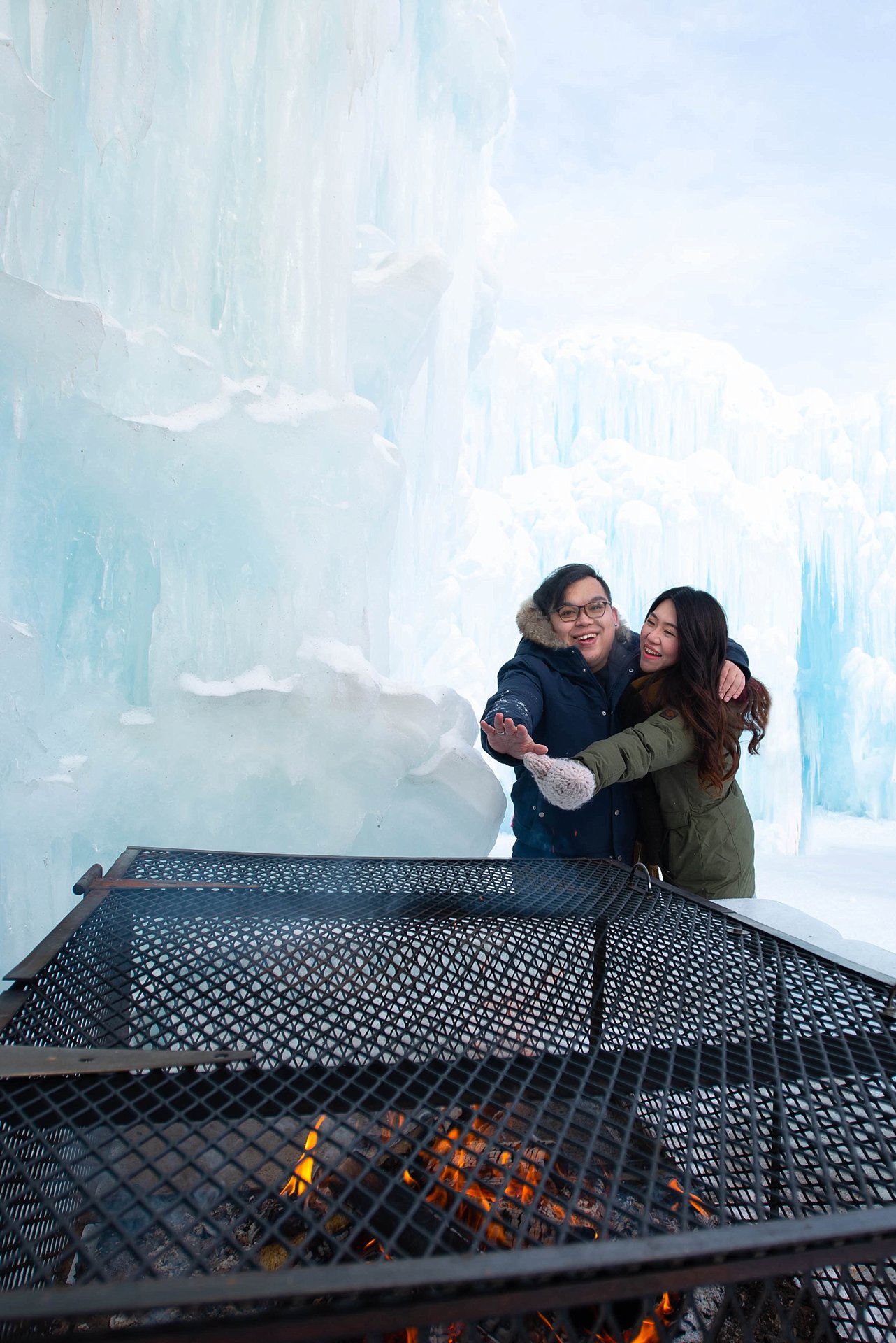 VJ-Ice-castles-engagement-photography_0012