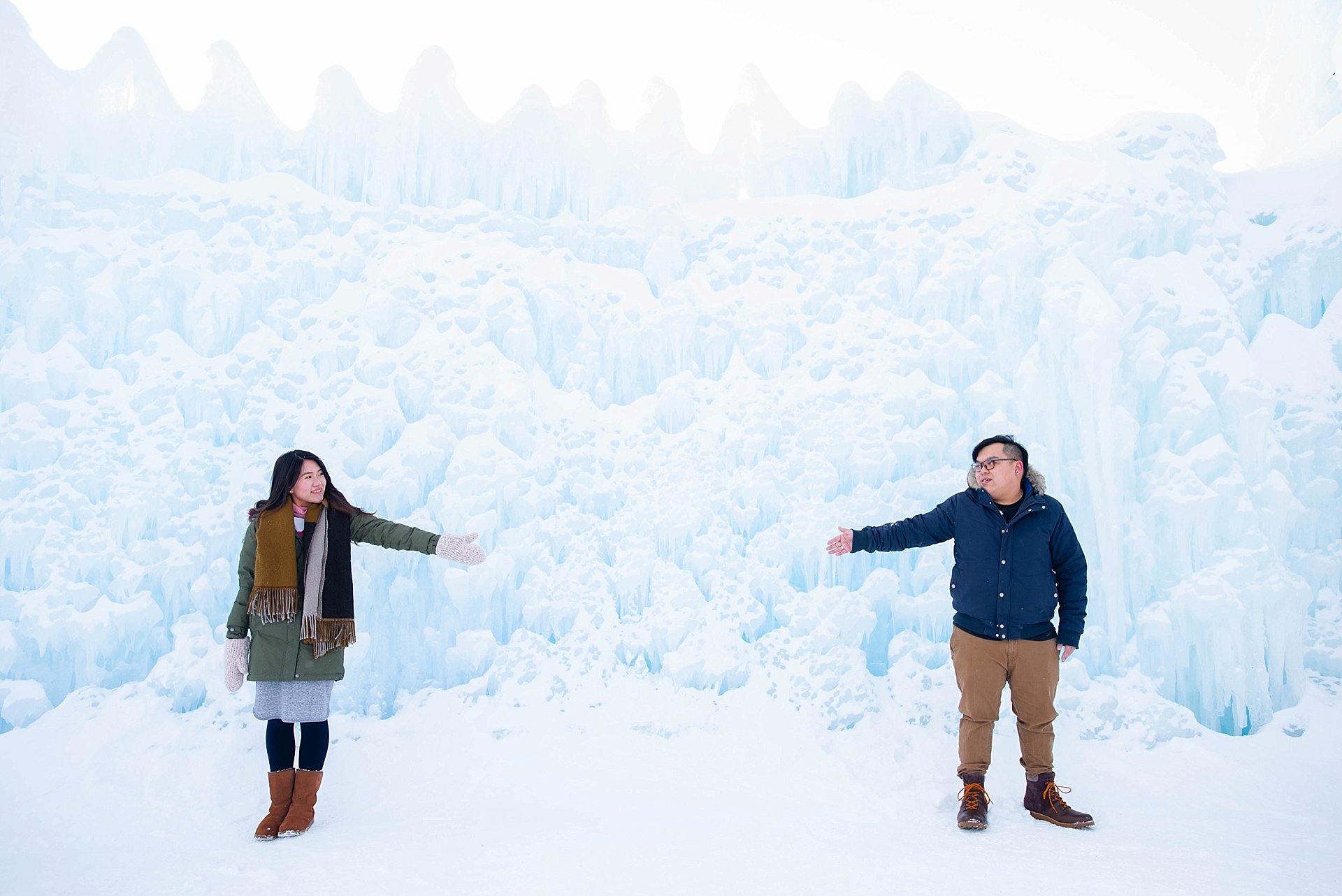 VJ-Ice-castles-engagement-photography_0014