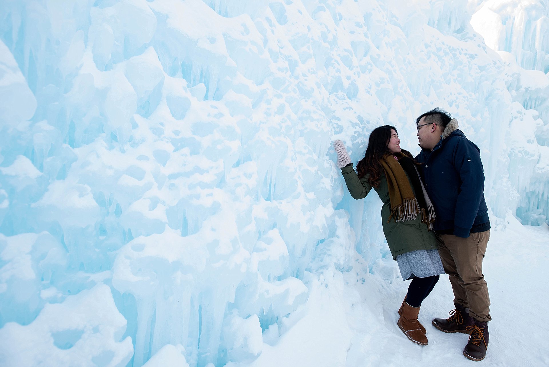 VJ-Ice-castles-engagement-photography_0015