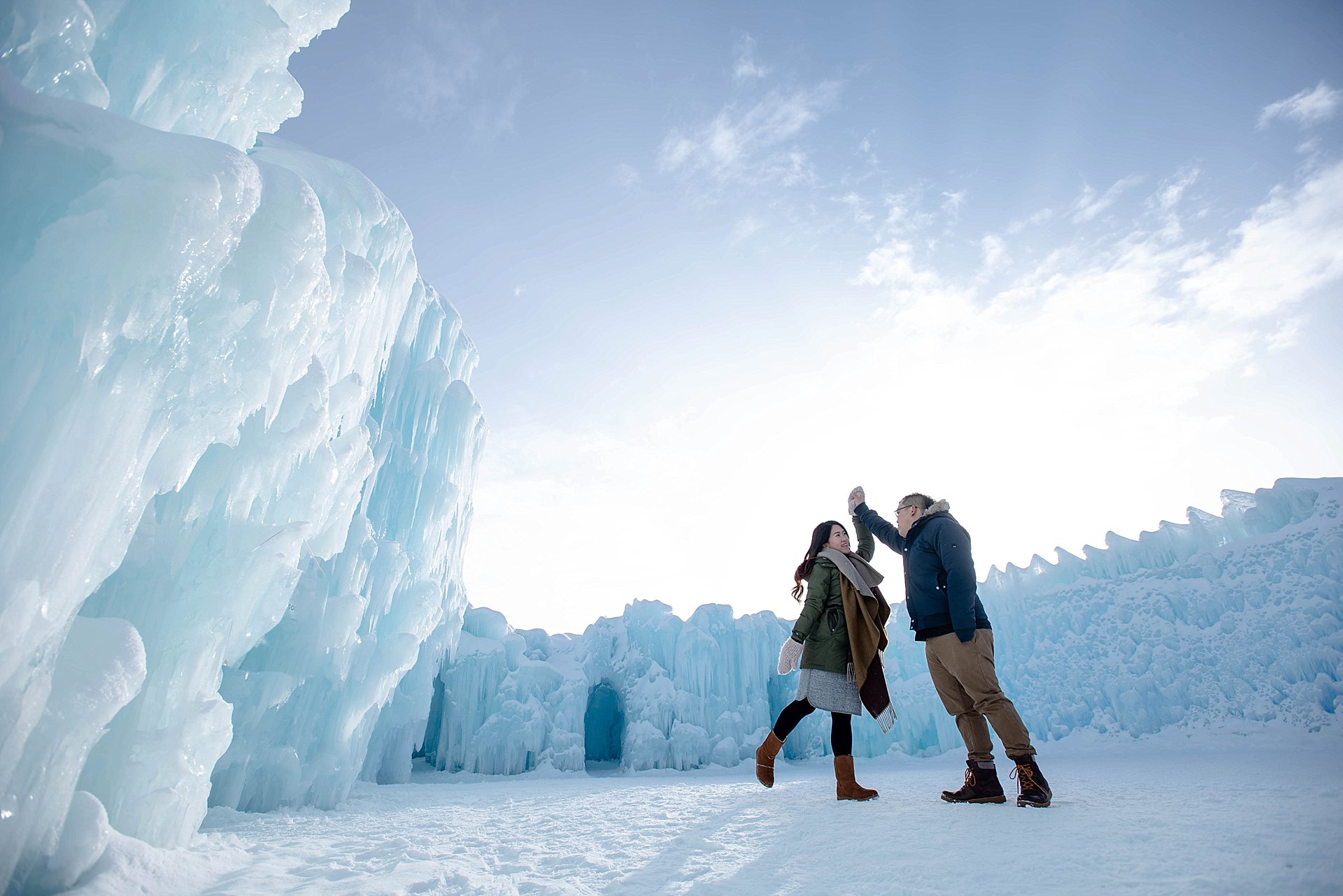 VJ-Ice-castles-engagement-photography_0017